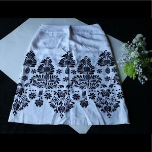Ann Taylor Loft embroidered Career Skirt